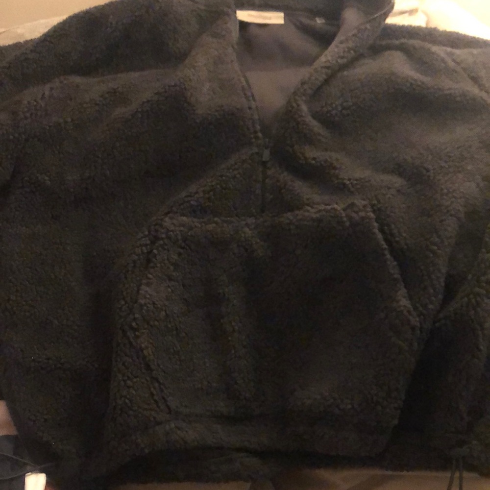 Essentials.  $150 bundle flashnwot. - Picture 9 of 12